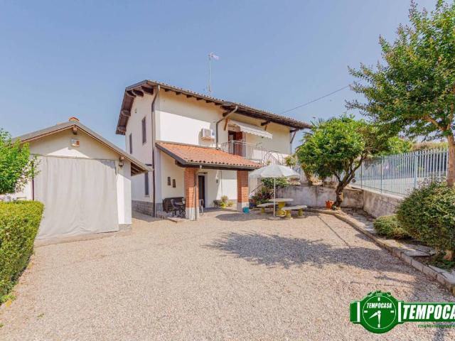 Villa in vendita a Torre d'Isola PV