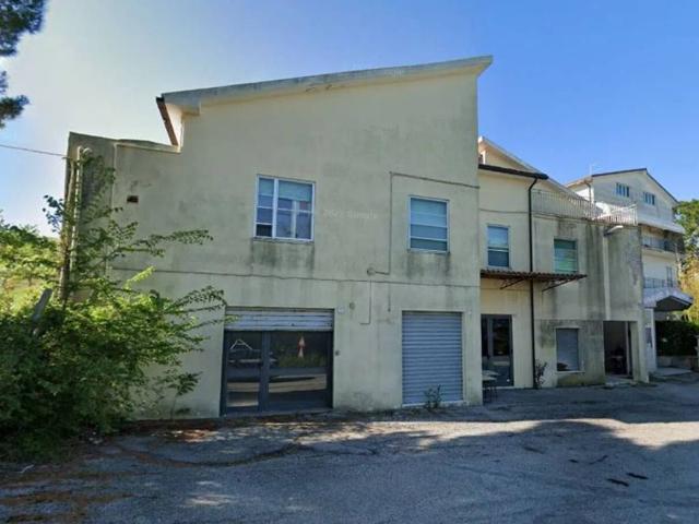 Villa in vendita a Torre San Patrizio FM