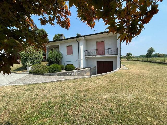 Villa in vendita a Torre Pallavicina BG