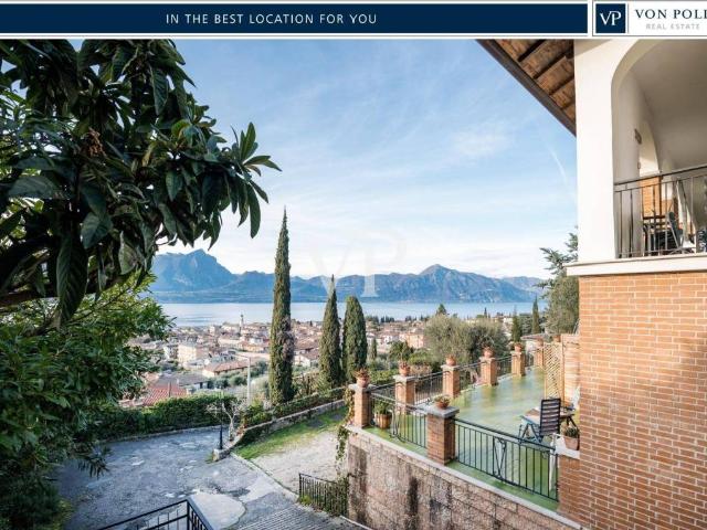 Villa in vendita a Torri del Benaco VR