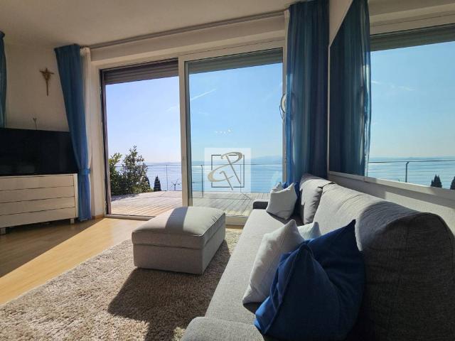 Villa in vendita a Torri del Benaco VR