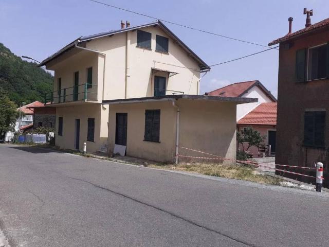 Villa in vendita a Torriglia GE