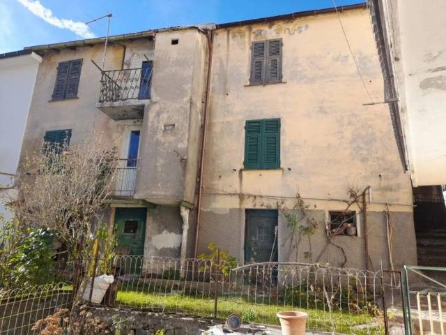 Villa in vendita a Torriglia GE