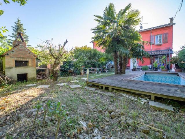 Villa in vendita a Torrile PR