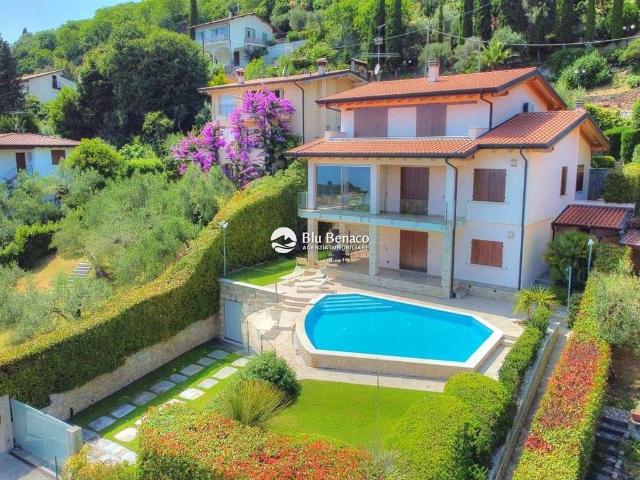 Villa in vendita a Toscolano Maderno BS