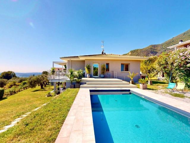 Villa in vendita a Toscolano Maderno BS