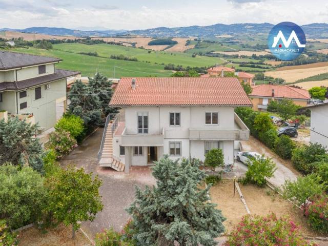 Villa in vendita a Tavullia PU