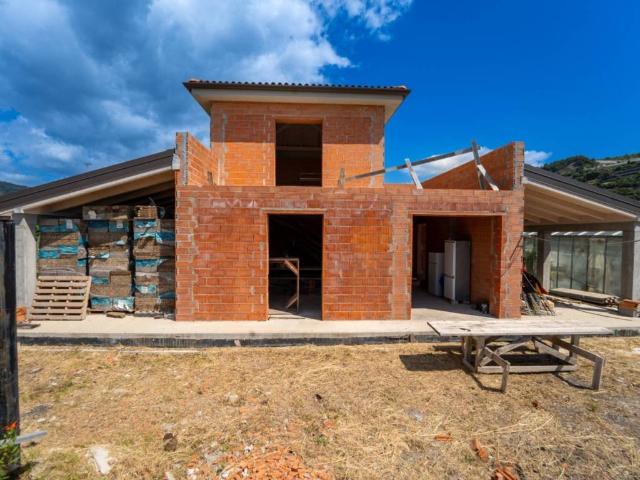 Villa in vendita a Taggia IM