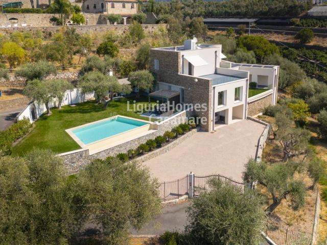 Villa in vendita a Taggia