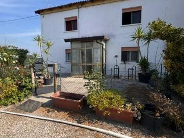 Villa in vendita a Taglio di Po RO