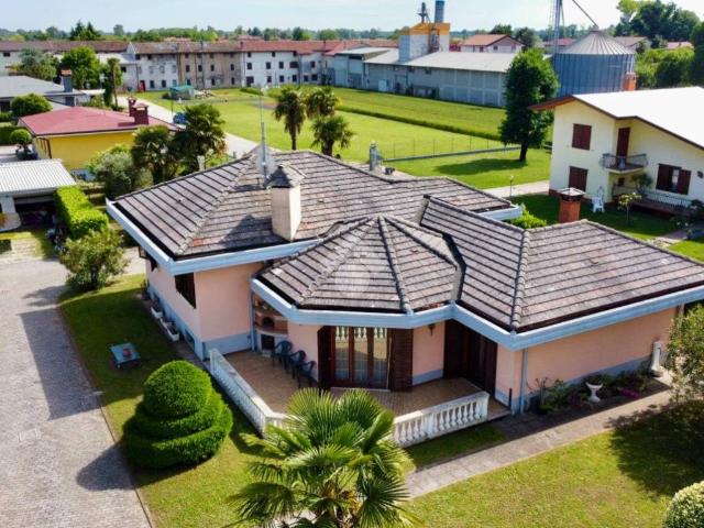 Villa in vendita a Talmassons UD
