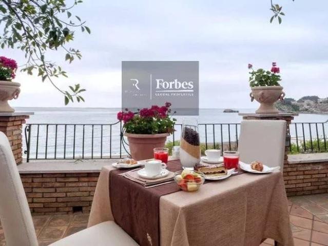 Villa in vendita a Taormina ME