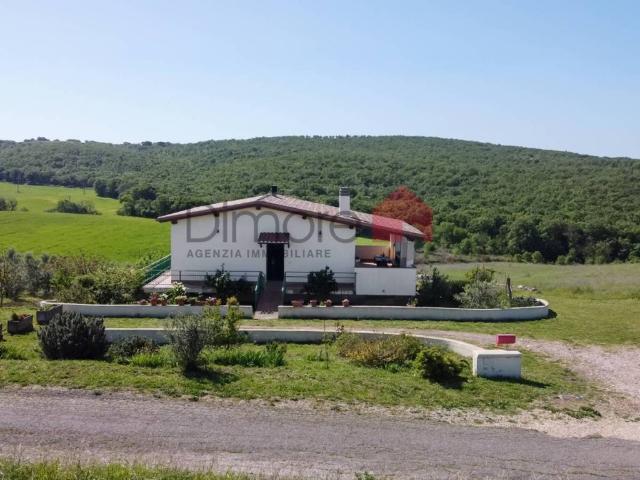 Villa in vendita a Tarquinia VT