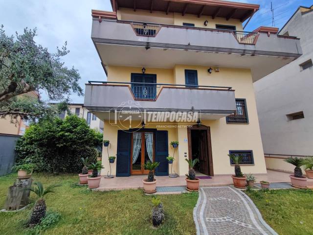Villa in vendita a Teverola