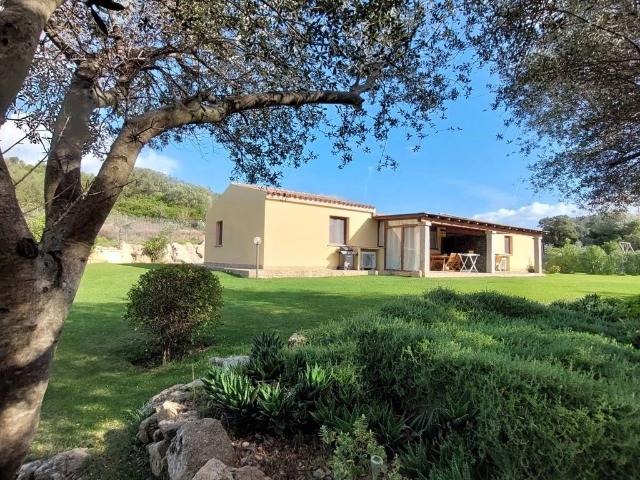 Villa in vendita a Telti OT