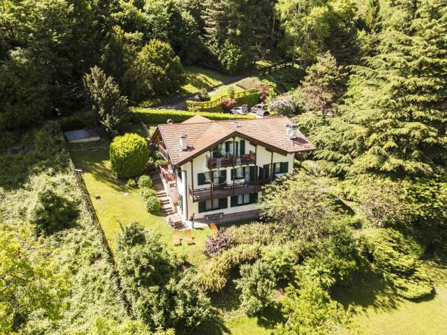 Villa in vendita a Tenno TN