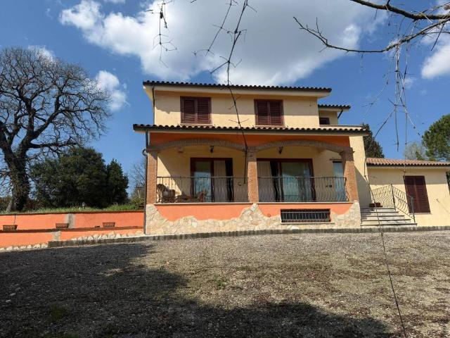 Villa in vendita a Terni TR