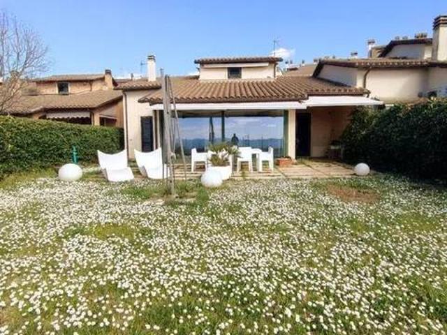 Villa in vendita a Terni TR