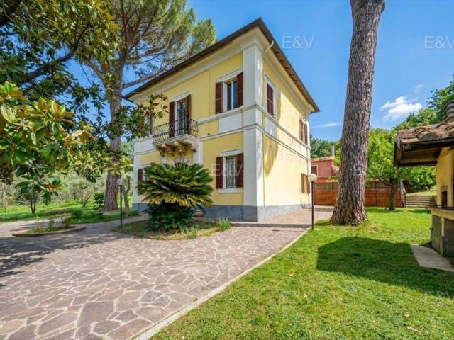 Villa in vendita a Terni TR