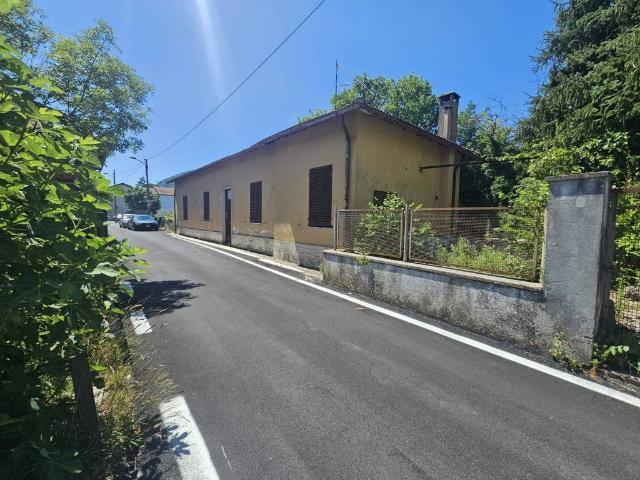 Villa in vendita a Terni TR