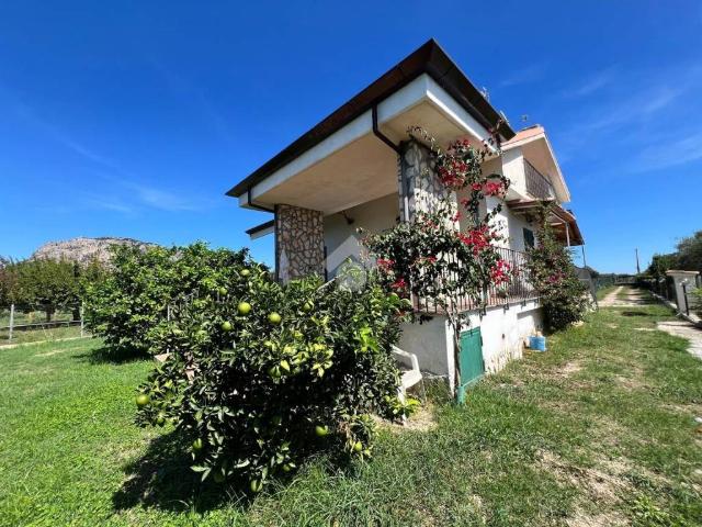 Villa in vendita a Terracina LT
