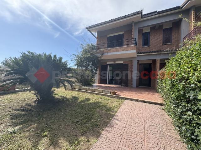 Villa in vendita a Terracina