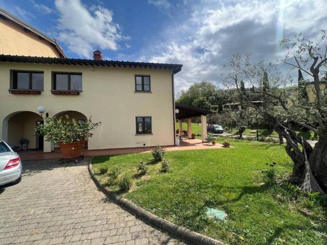 Villa in vendita a Terranuova Bracciolini AR
