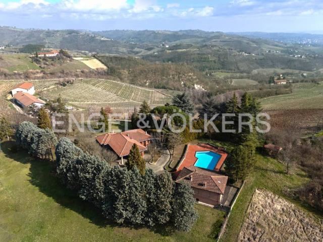 Villa in vendita a Terzo AL