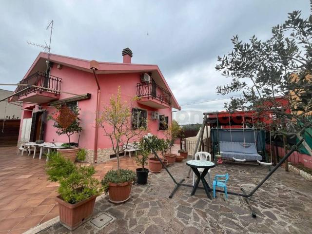 Villa in vendita a Tivoli RM