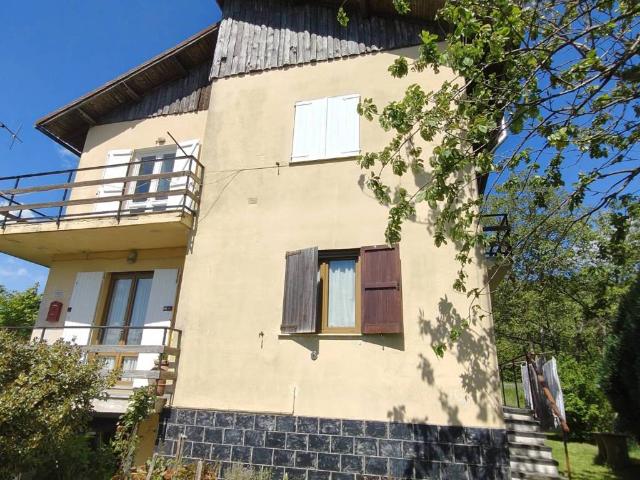 Villa in vendita a Tiglieto GE