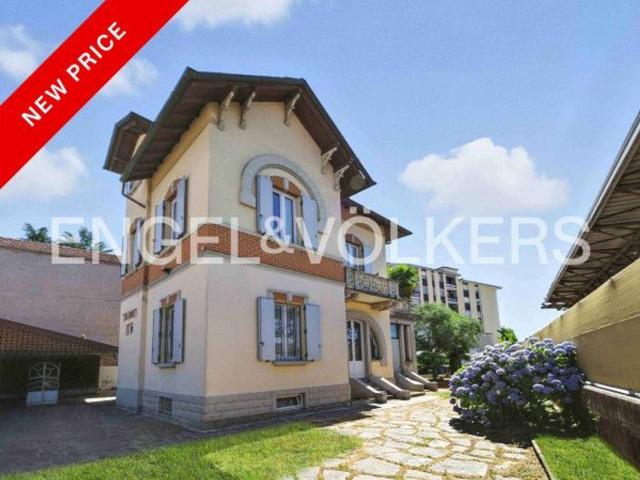 Villa in vendita a Tradate