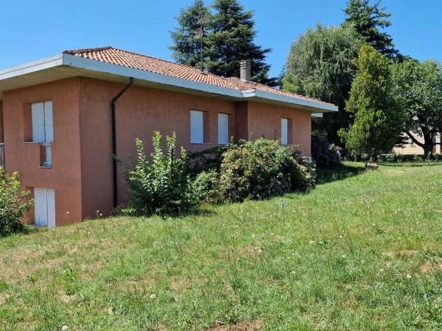 Villa in vendita a Tradate VA