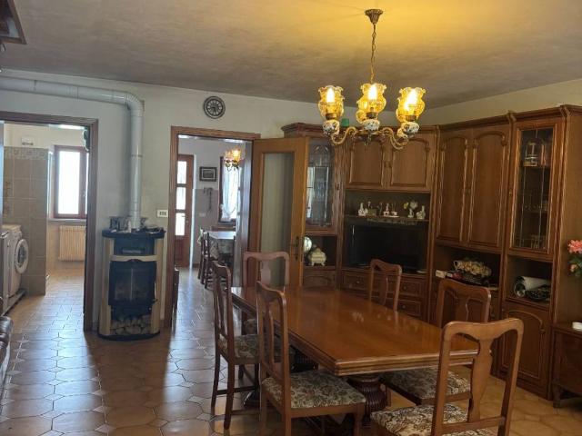 Villa in vendita a Tramonti di Sotto PN
