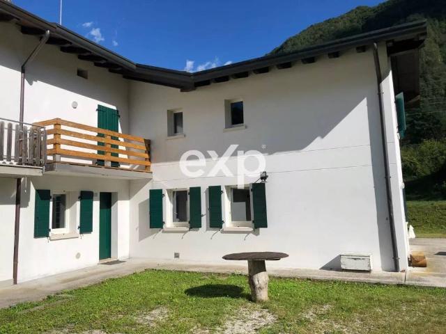 Villa in vendita a Tramonti di Sotto PN