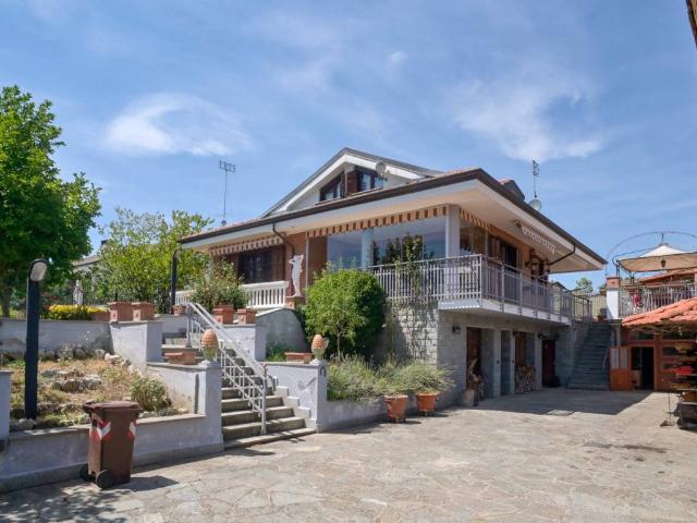 Villa in vendita a Trana TO