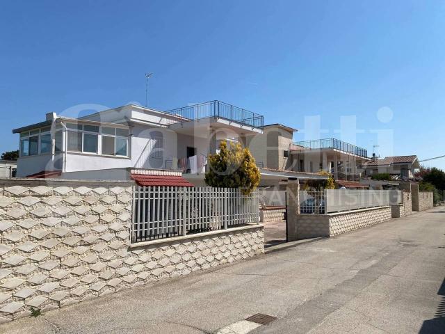 Villa in vendita a Trani