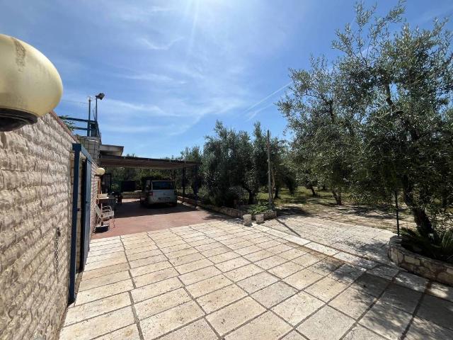 Villa in vendita a Trani BT