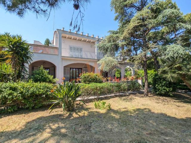 Villa in vendita a Trani BT