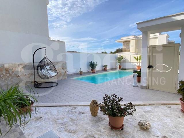 Villa in vendita a Trani BT