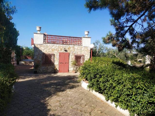 Villa in vendita a Trani BT