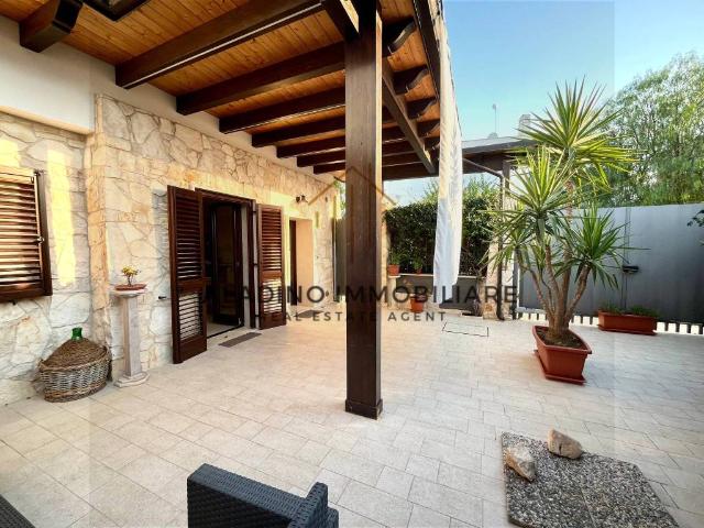 Villa in vendita a Trani BT