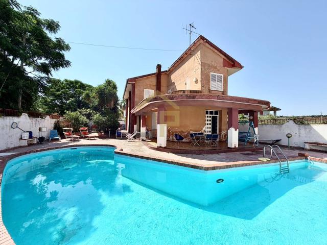 Villa in vendita a Trappeto