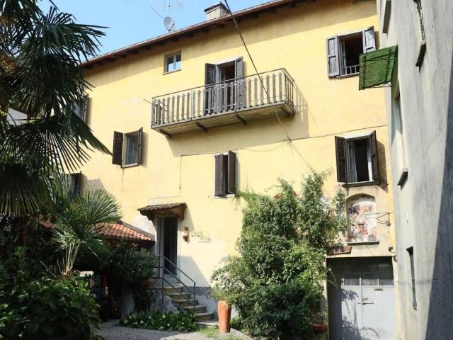 Villa in vendita a Trarego Viggiona VB