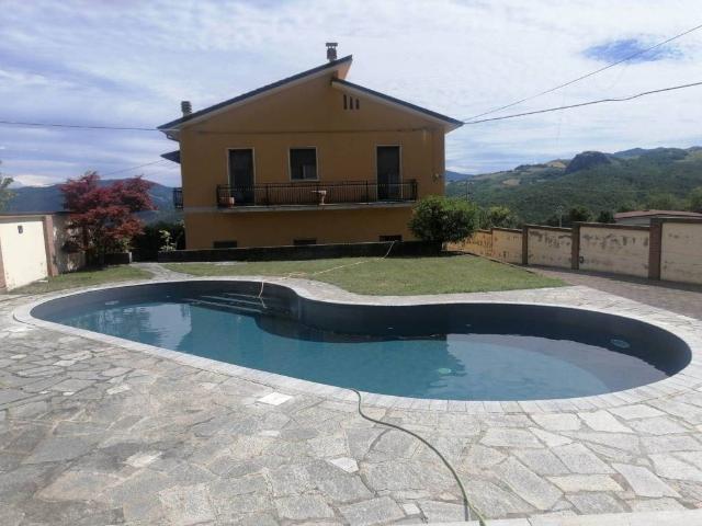 Villa in vendita a Travo PC