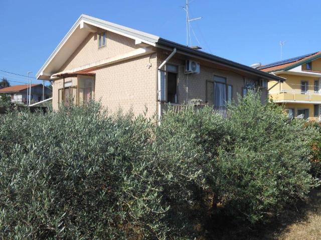 Villa in vendita a Trecastagni CT