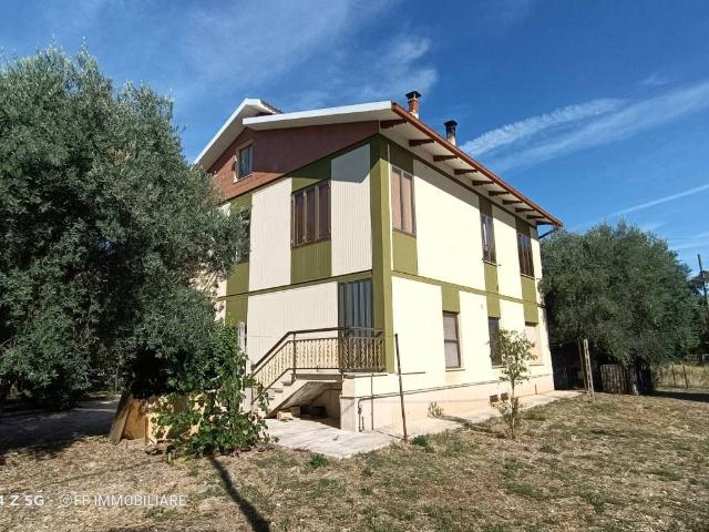 Villa in vendita a Treia MC