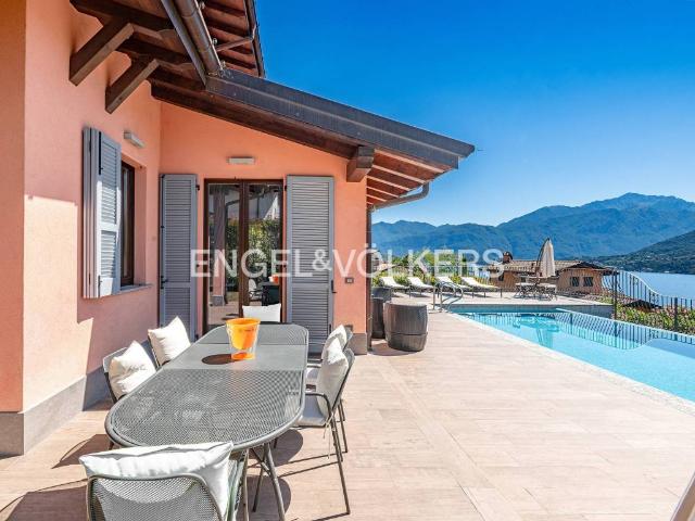 Villa in vendita a Tremezzina CO