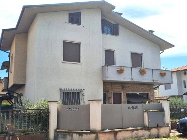 Villa in vendita a Tresana MS