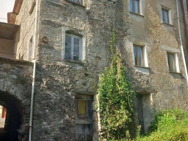 Villa in vendita a Tresana MS