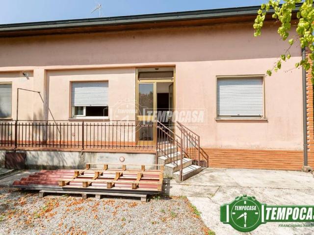 Villa in vendita a Trescore Cremasco CR
